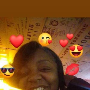 Meet your Posher, Aleta